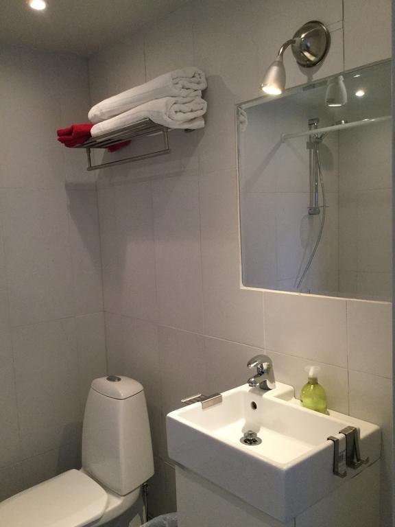 Bankeryd Mamma Carinas Pensionat B&B מראה חיצוני תמונה
